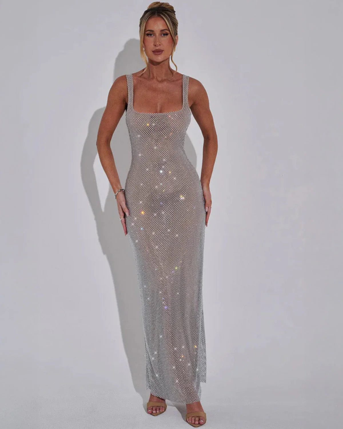 82819430678877